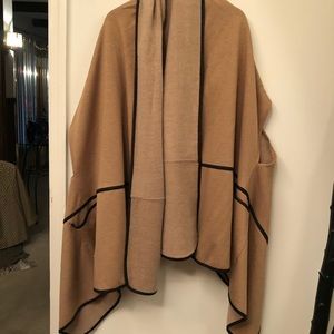 Chicos One Size vest, Open Front. New Without Tags. Perfect Condition.